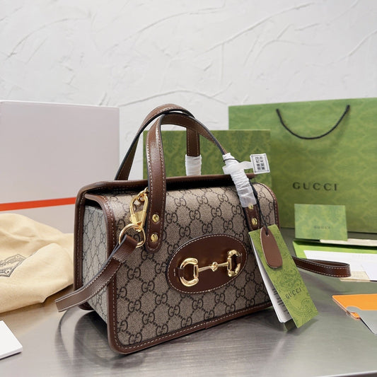Pronta Entrega – Bolsa Modelo Gucci  mini com detalhe Horsebit 1955