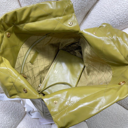 Pronta Entrega – Mochila Modelo Chanel 22