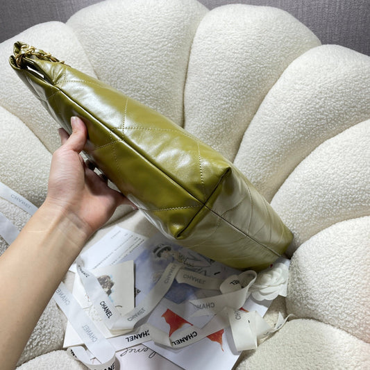 Pronta Entrega – Mochila Modelo Chanel 22