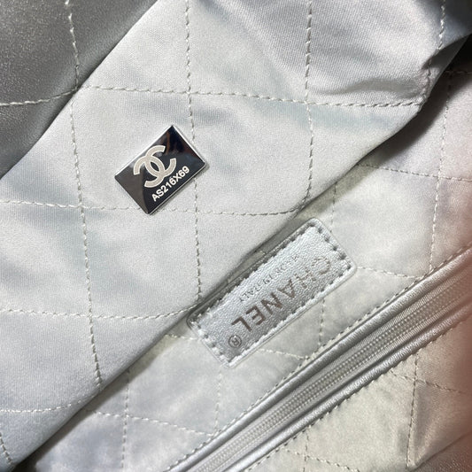 Pronta Entrega – Mochila Modelo Chanel 22