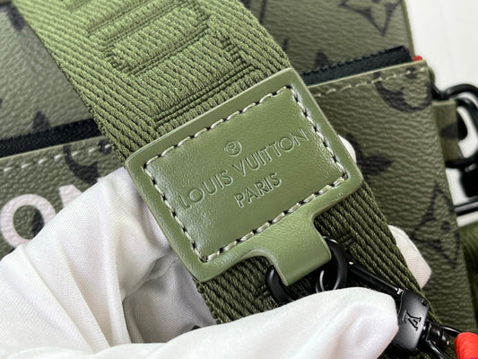 Pronta Entrega – Bolsa Modelo Louis Vuitton Pouchete Voyage Souple