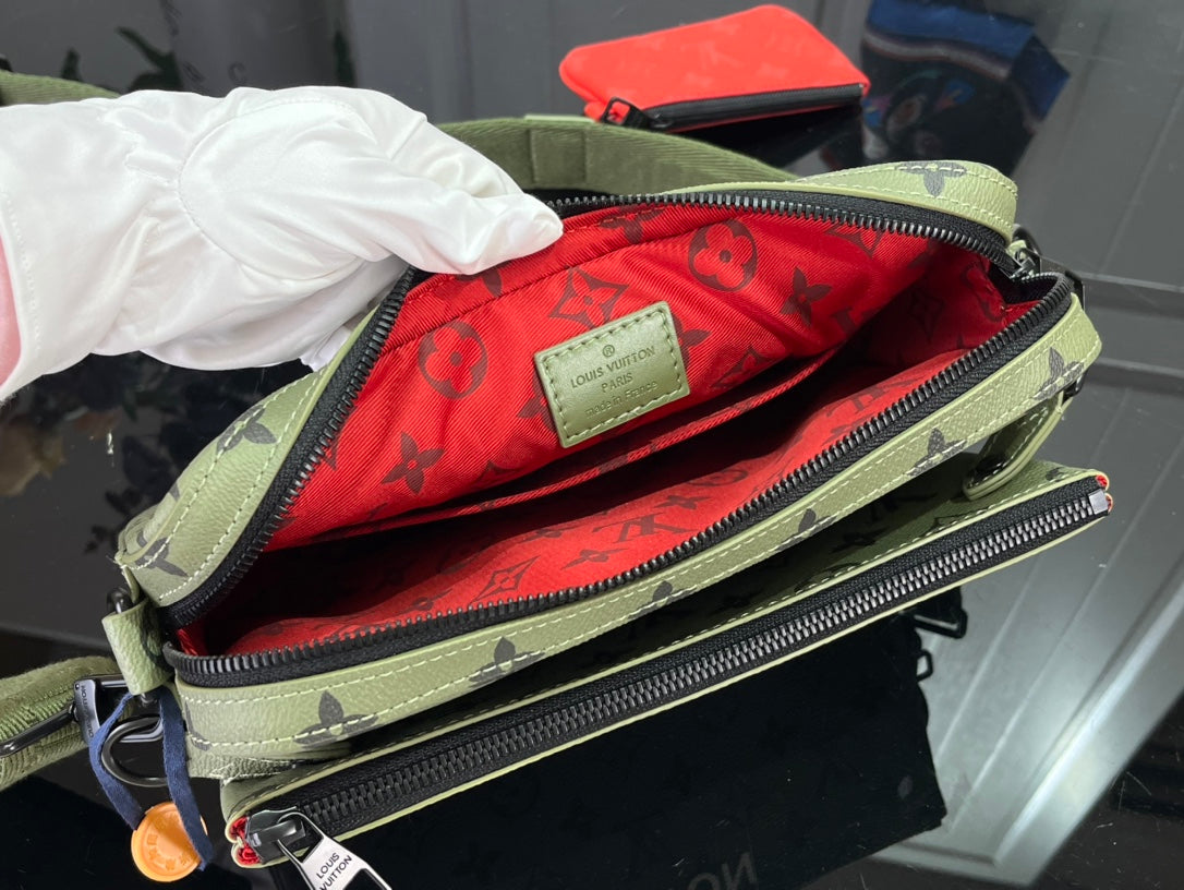 Pronta Entrega – Bolsa Modelo Louis Vuitton Pouchete Voyage Souple