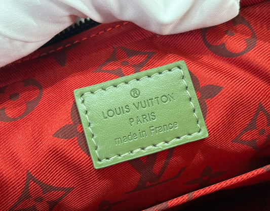 Pronta Entrega – Bolsa Modelo Louis Vuitton Pouchete Voyage Souple