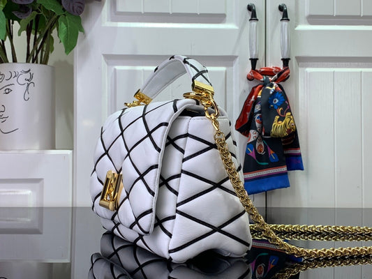 Pronta Entrega – Bolsa Modelo Louis Vuitton Go 14 MM