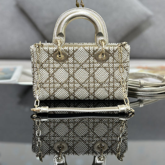 Pronta Entrega – Bolsa Modelo Dior Lady Gold