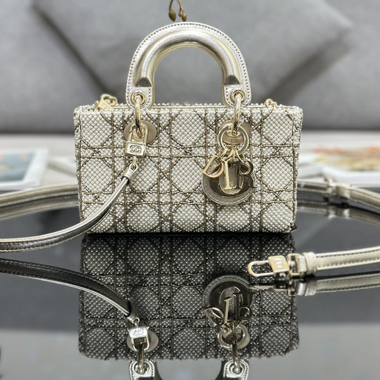 Pronta Entrega – Bolsa Modelo Dior Lady Gold