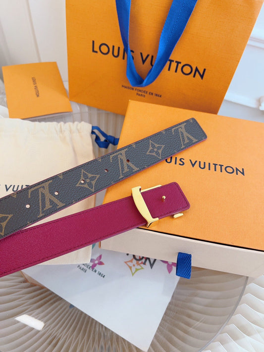 Pronta Entrega – Cinto Modelo Lоuіѕ Vuіttоn Reversível LV Initiales 30 mm