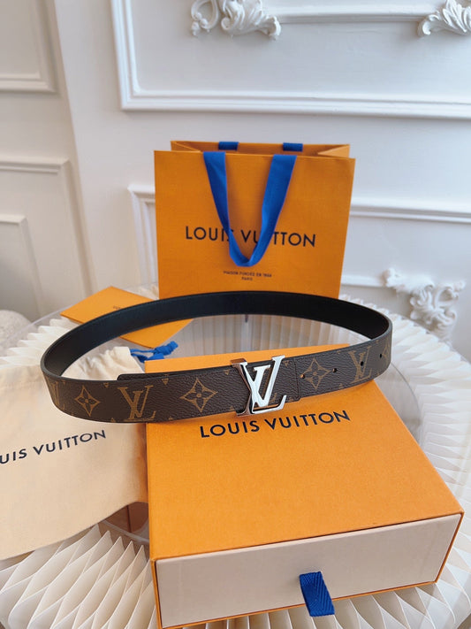 Pronta Entrega – Cinto Modelo Louis Vuitton Reversível LV Initiales 30 mm