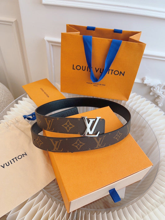 Pronta Entrega – Cinto Modelo Louis Vuitton Reversível LV Initiales 30 mm