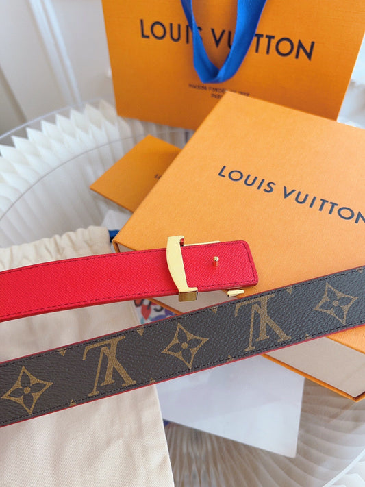 Pronta Entrega – Cinto Modelo Lоuіѕ Vuіttоn Reversível LV Initiales 30 mm