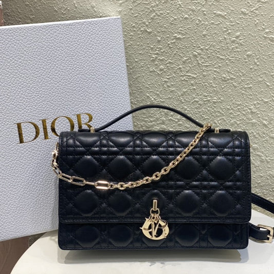 Pronta Entrega – Bolsa Modelo Dior Miss Dior