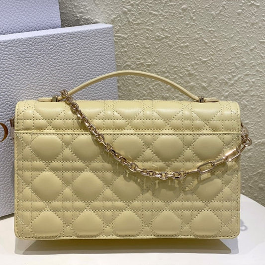 Pronta Entrega – Bolsa Modelo Dior Miss Dior