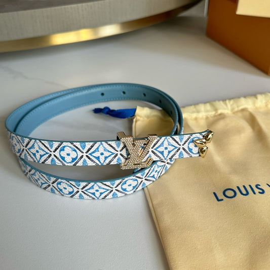 Pronta Entrega – Cinto Modelo Lоuіѕ Vuіttоn Reversível Pretty LV 20 mm