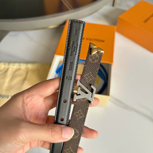 Pronta Entrega – Cinto Modelo Lоuіѕ Vuіttоn Reversível Pretty LV 20 mm