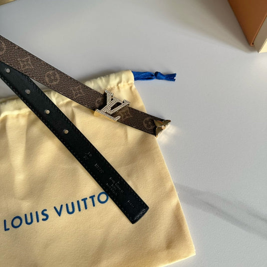 Pronta Entrega – Cinto Modelo Lоuіѕ Vuіttоn Reversível Pretty LV 20 mm