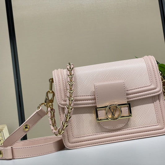Pronta Entrega – PRONTA-ENTREGA – Bolsa Modelo Louis Vuitton Mini Delfina