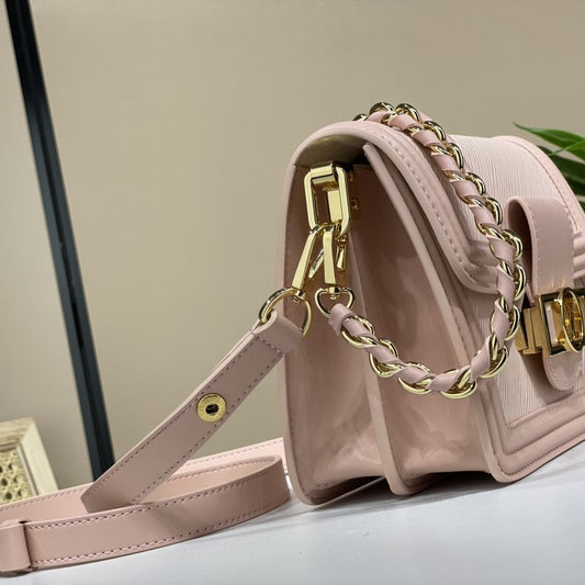 Pronta Entrega – PRONTA-ENTREGA – Bolsa Modelo Louis Vuitton Mini Delfina