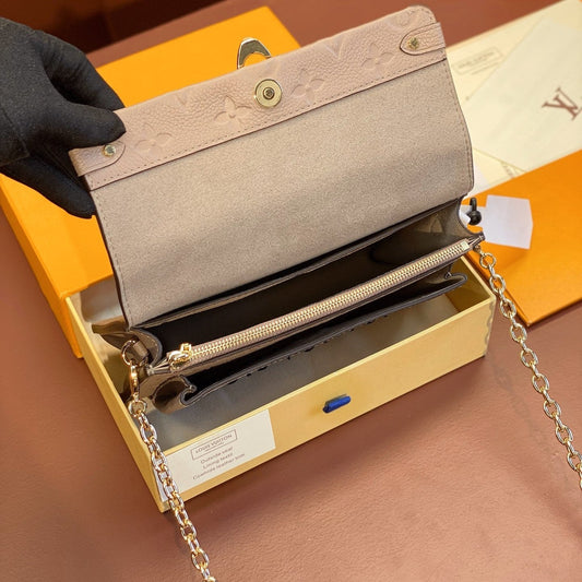 Pronta Entrega – Bolsa Modelo Louis Vuitton Vavin PM