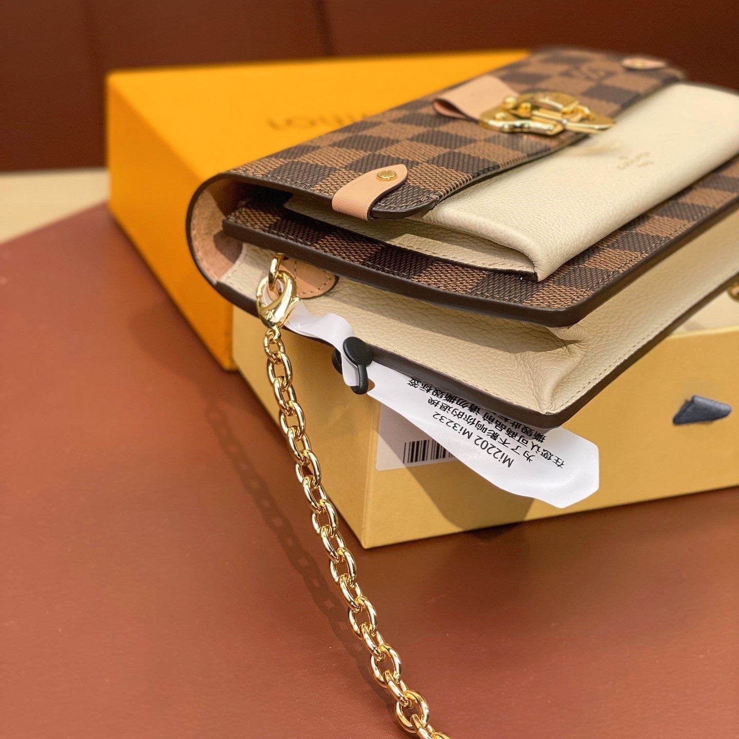 Pronta Entrega – PRONTA-ENTREGA – Bolsa Modelo Louis Vuitton Vavin PM