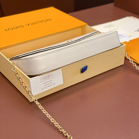 Pronta Entrega – Bolsa Modelo Louis Vuitton Felicie Pochette