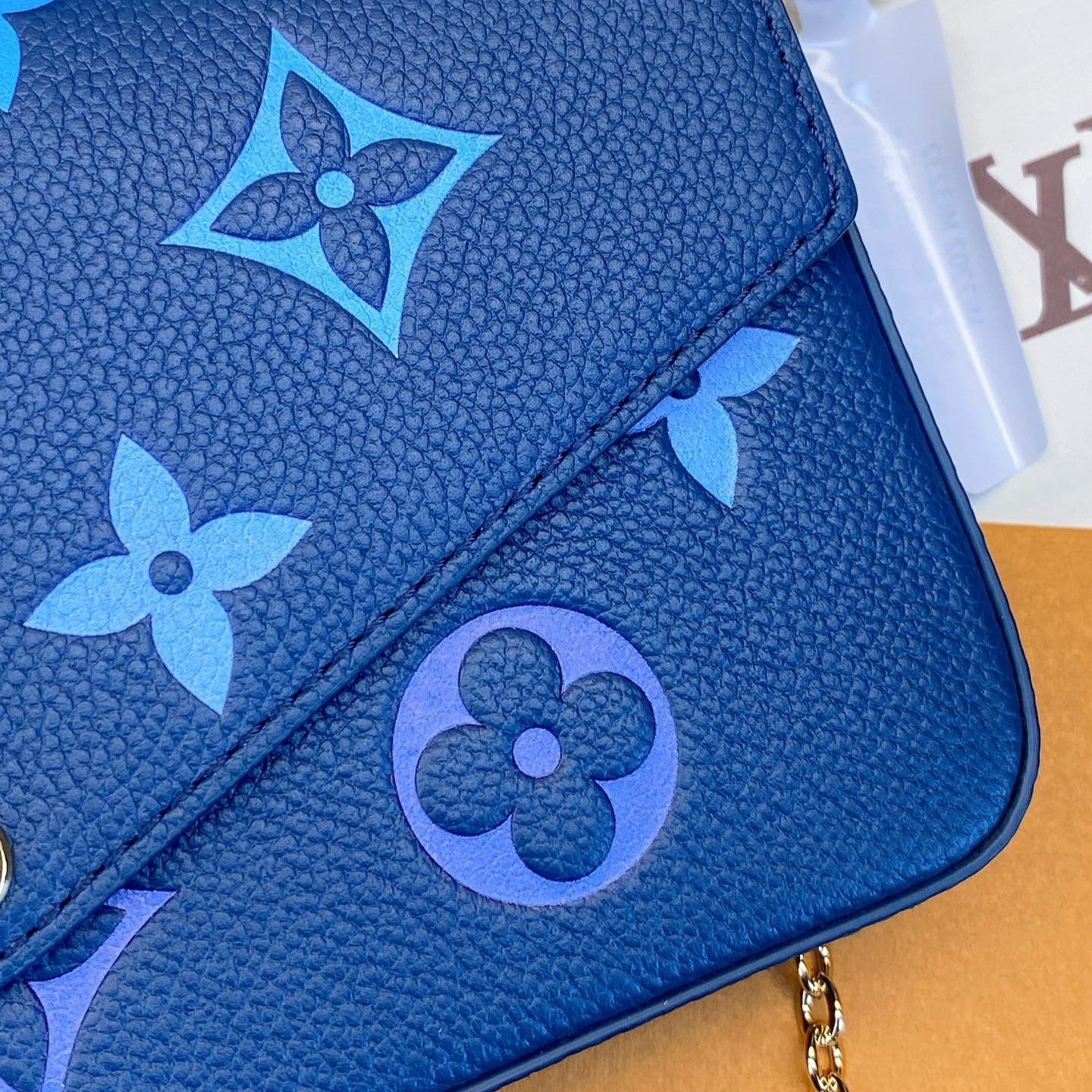 Pronta Entrega – Bolsa Modelo Louis Vuitton Felicie Pochette