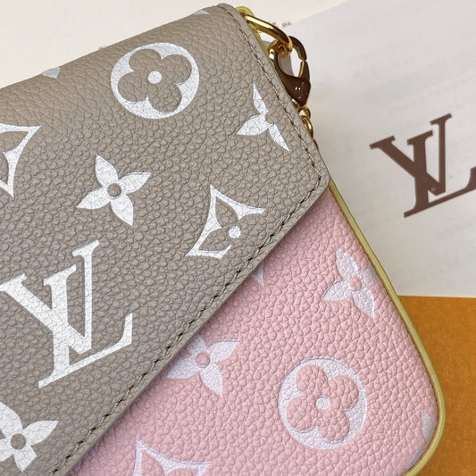 Pronta Entrega – Bolsa Modelo Louis Vuitton Felicie Pochette