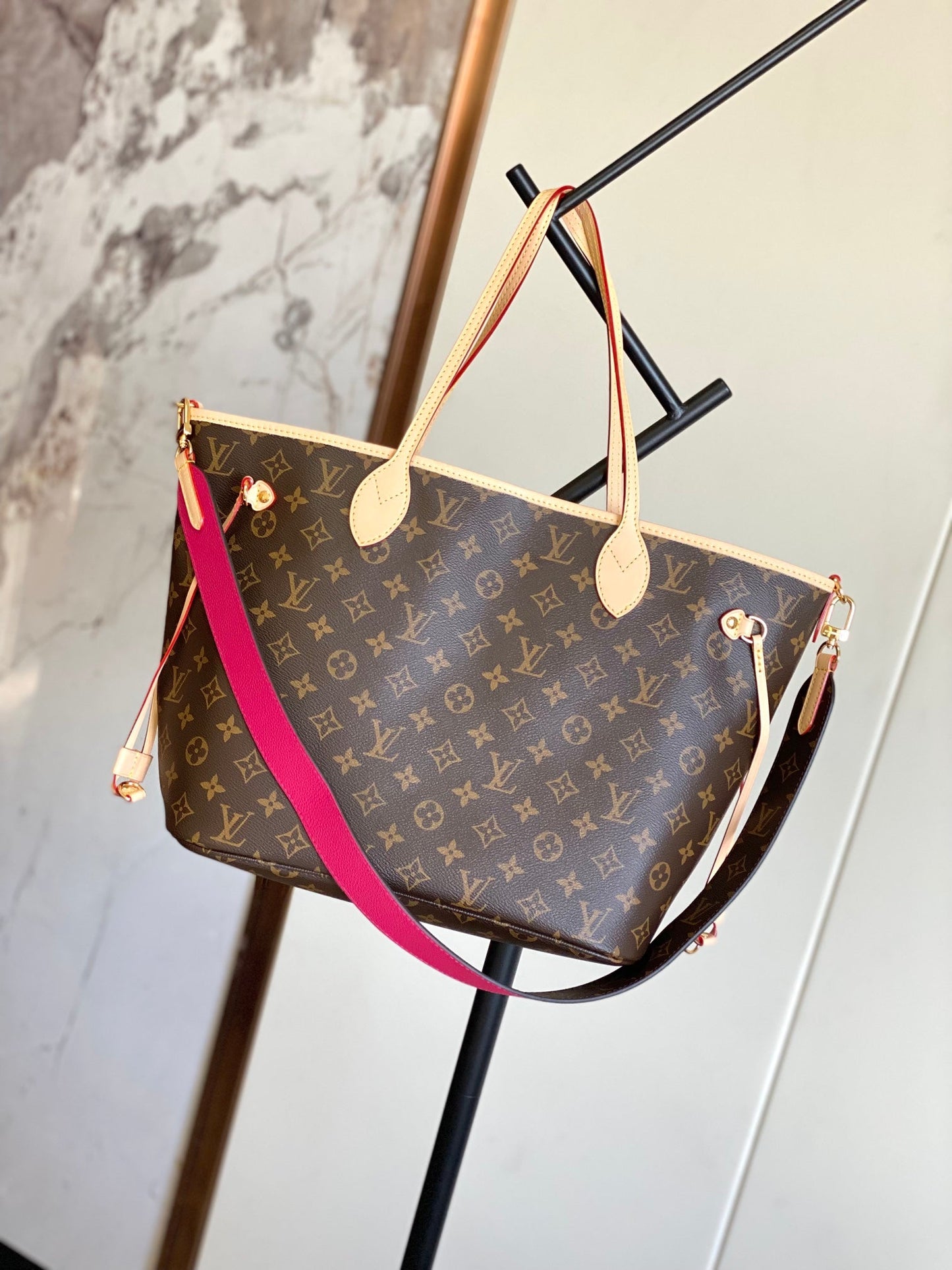 Pronta Entrega – Bolsa Neverfull Bandoulière Inside Out MM