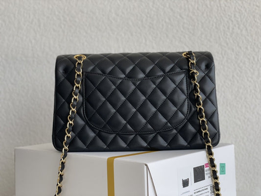 Pronta Entrega – Bolsa Jumbo Classic Double Flap Lambskin Chanel
