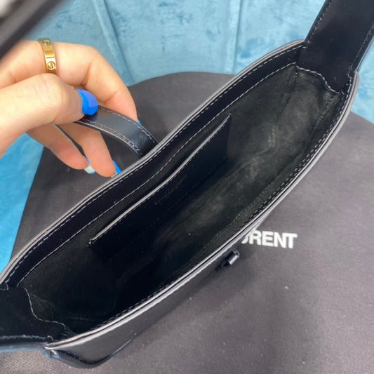 Pronta Entrega – Bolsa Modelo Saint Laurent Le 5 à 7 mini de Ombro