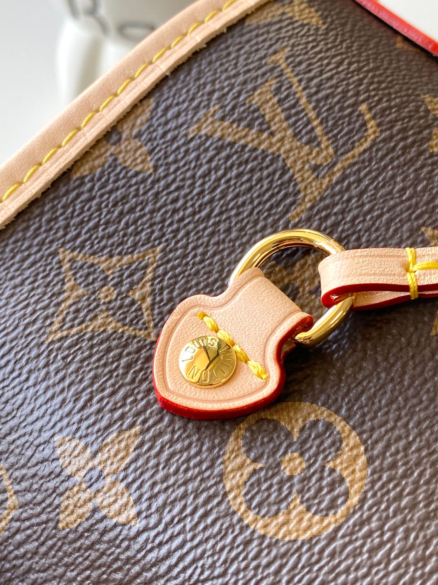Pronta Entrega – Bolsa Neverfull Bandoulière Inside Out MM