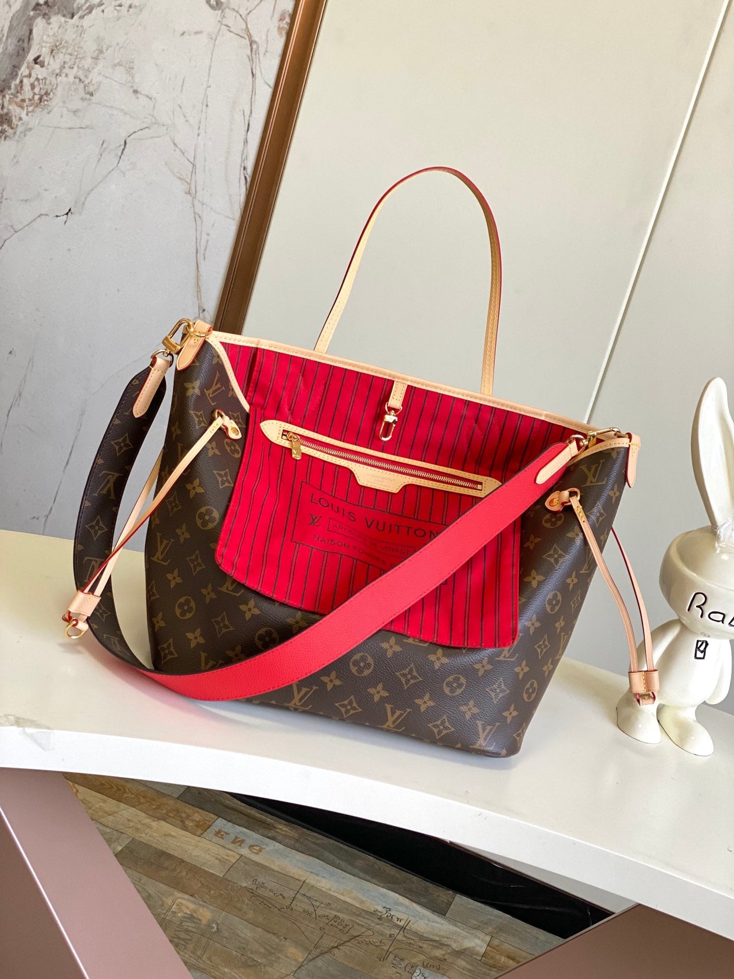 Pronta Entrega – Bolsa Neverfull Bandoulière Inside Out MM