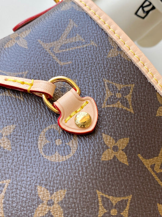 Pronta Entrega – Bolsa Neverfull Bandoulière Inside Out MM