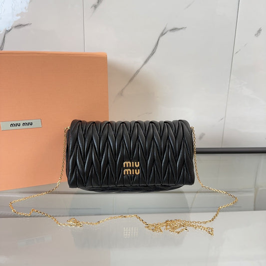 Pronta Entrega – Bolsa Miu Miu Mini em Couro Nappa Matelassé