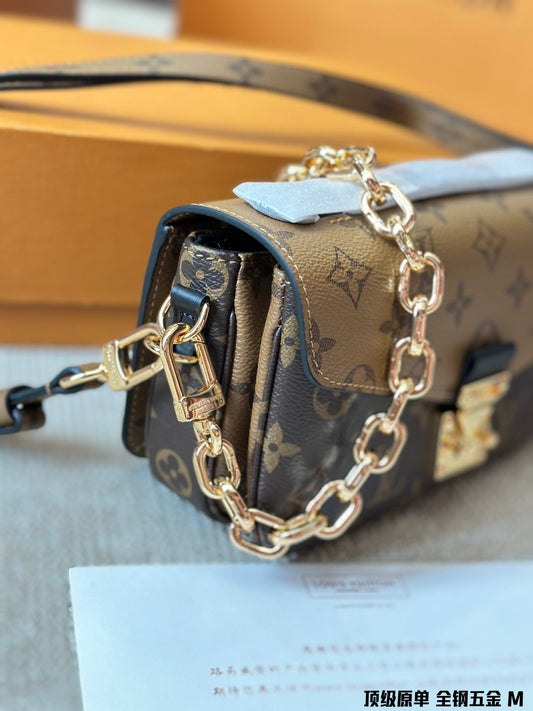 Pronta Entrega – Bolsa Pochette Métis East West