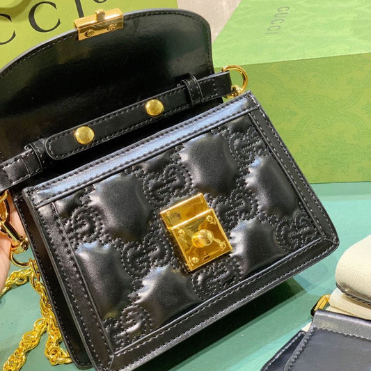 Pronta Entrega – PRONTA-ENTREGA – Bolsa Modelo Gucci tiracolo de couro com GG