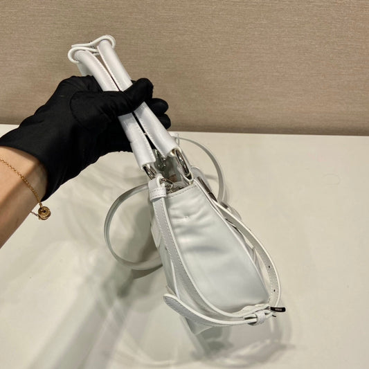 Pronta Entrega – Bolsa Prada Moon